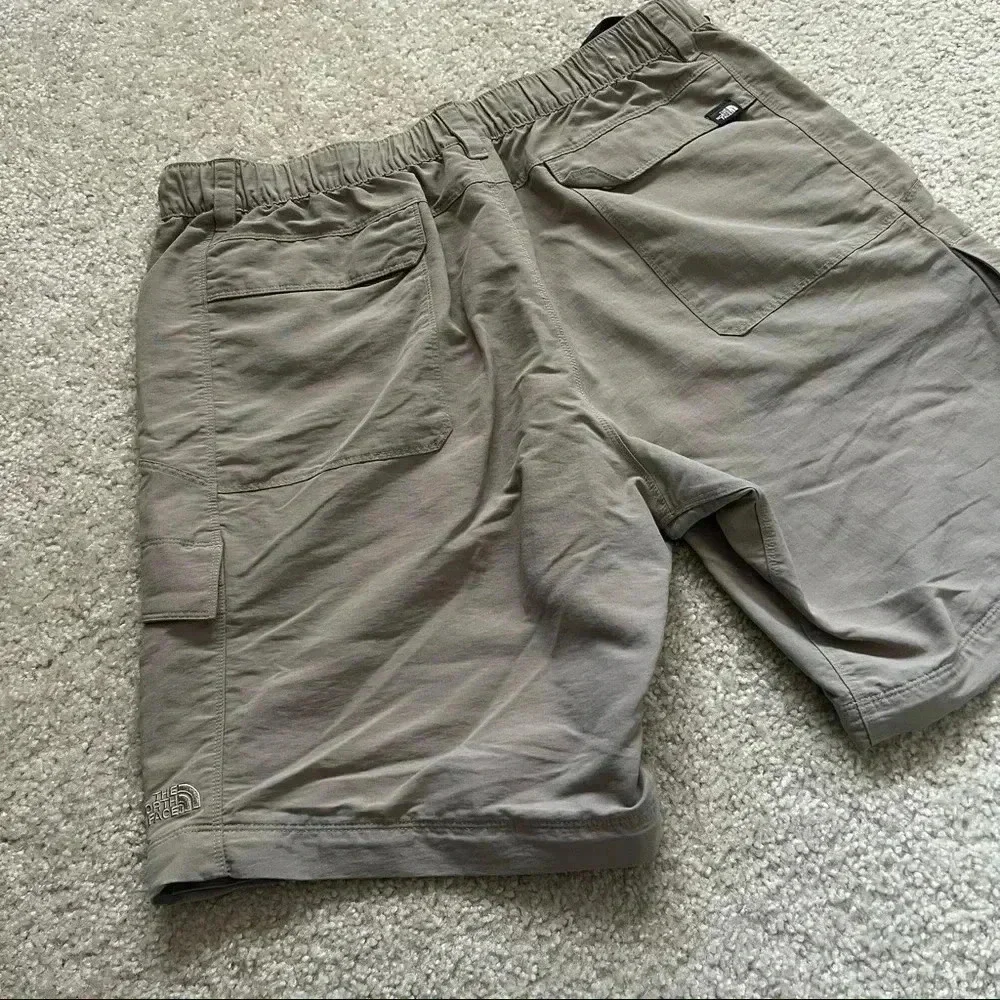 The North Face Paramount Peak Convertible Shorts Tan Men’s Size XL Style# AJFB